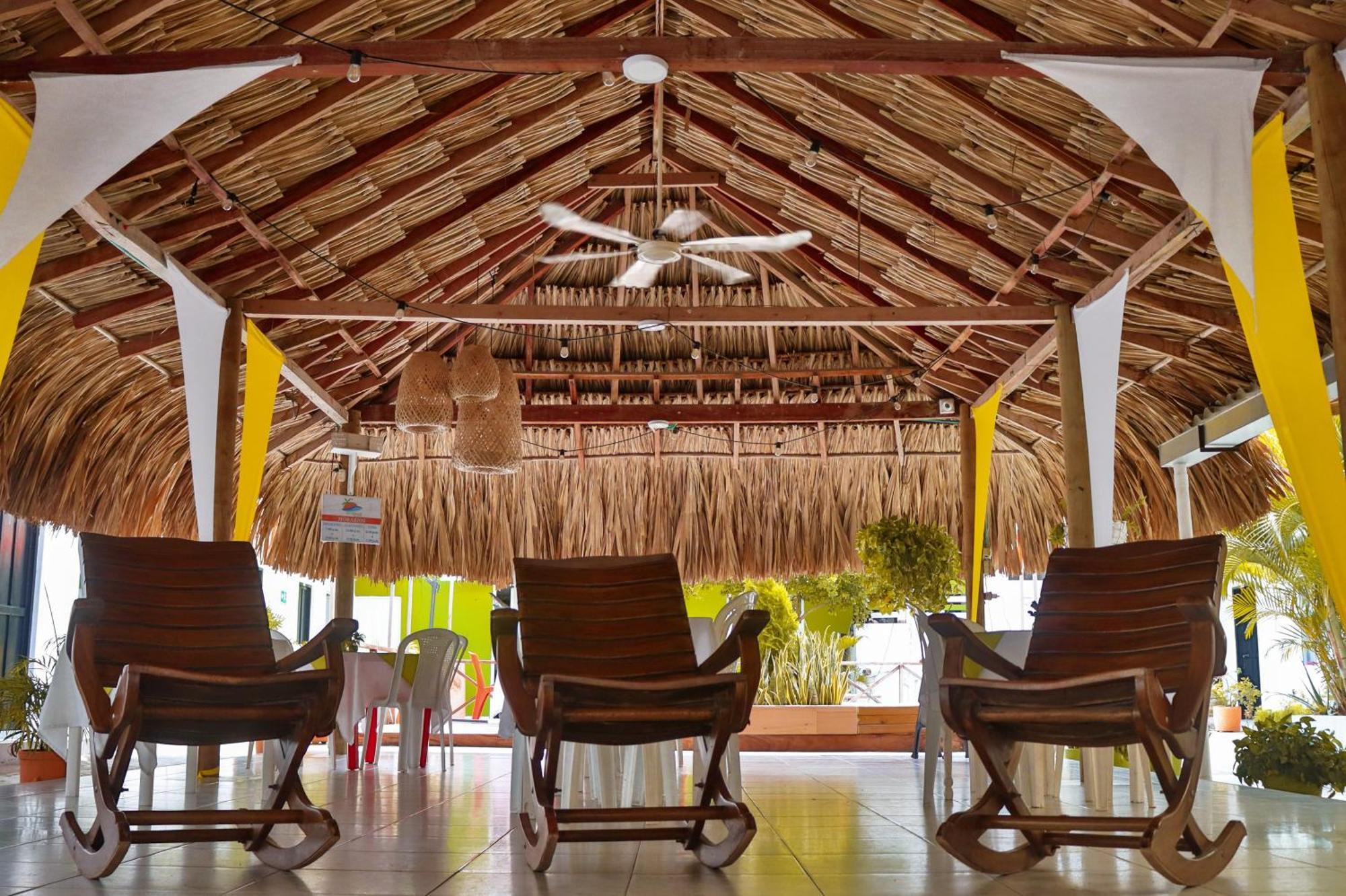 Casa Hotel Las Antillas Tolú 外观 照片