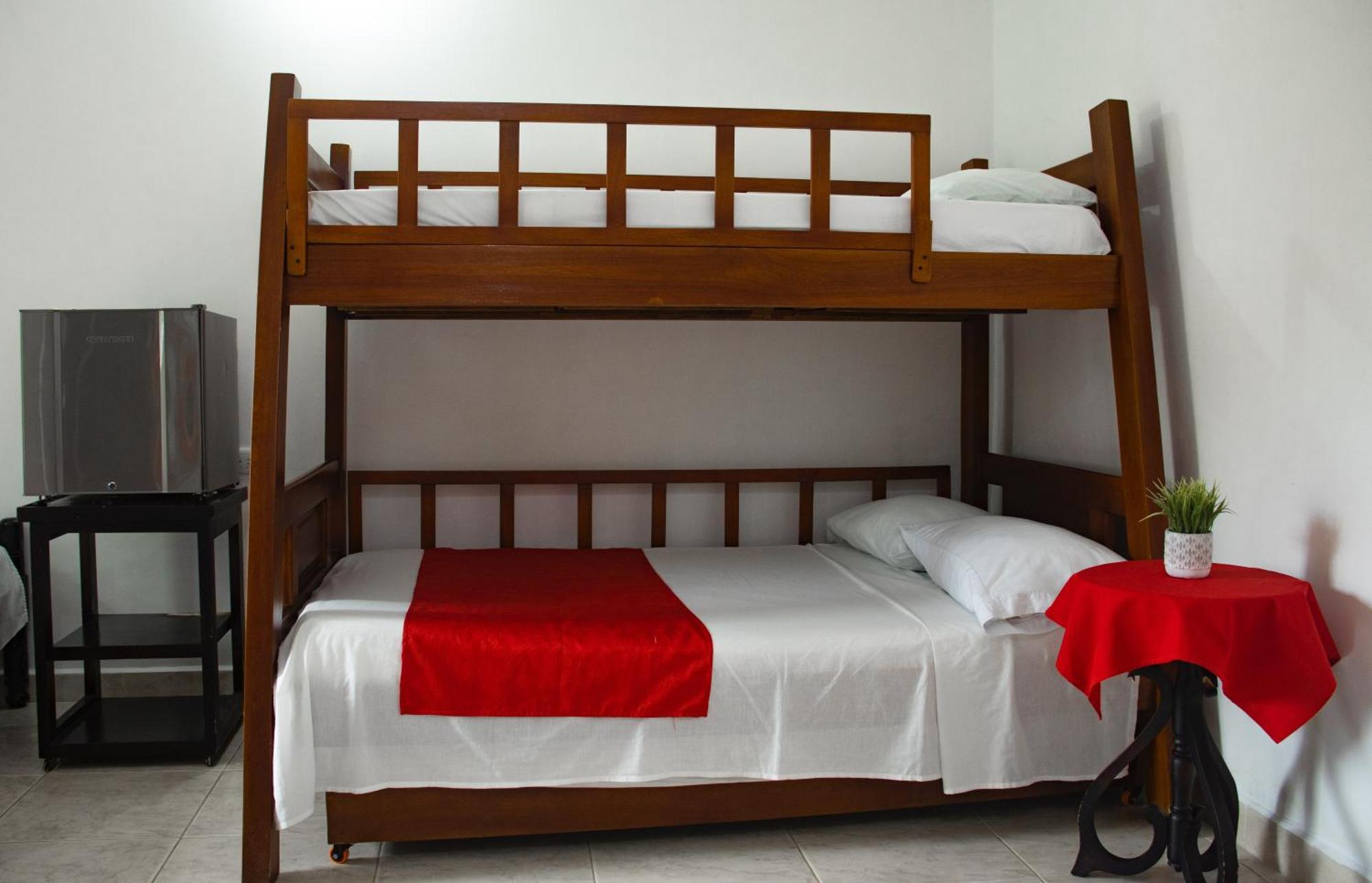 Casa Hotel Las Antillas Tolú 外观 照片